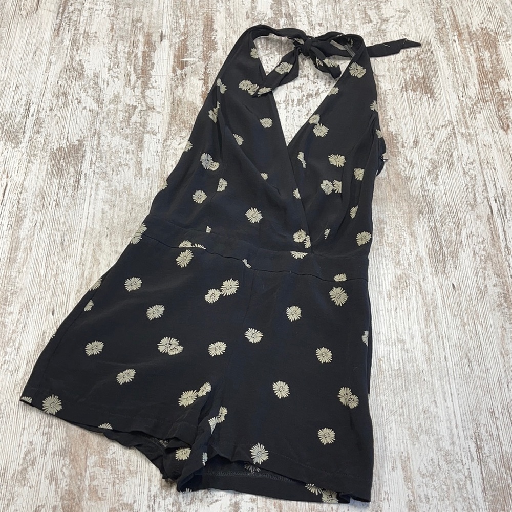 4 // Topshop Black Floral Pattern Halter Style Romper
